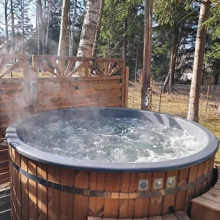 Проживание в семье Pawel Z Balia I Jacuzzi